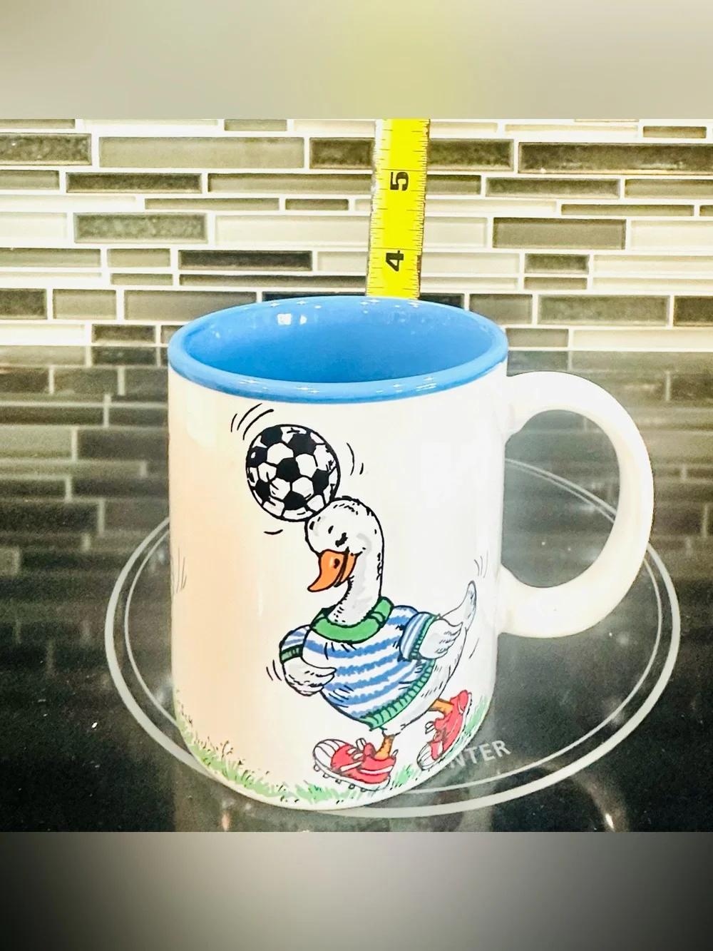 VTG Ceramic Goose/Duck Soccer Player 12oz Coffee Mug original Box Japan